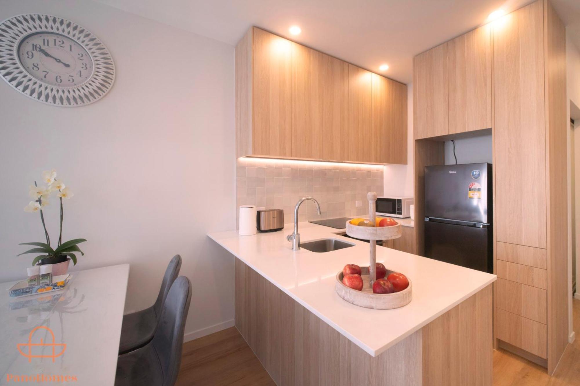 Modern Townhouse Close To City With Full Kitchen - Ellerslie オークランド エクステリア 写真