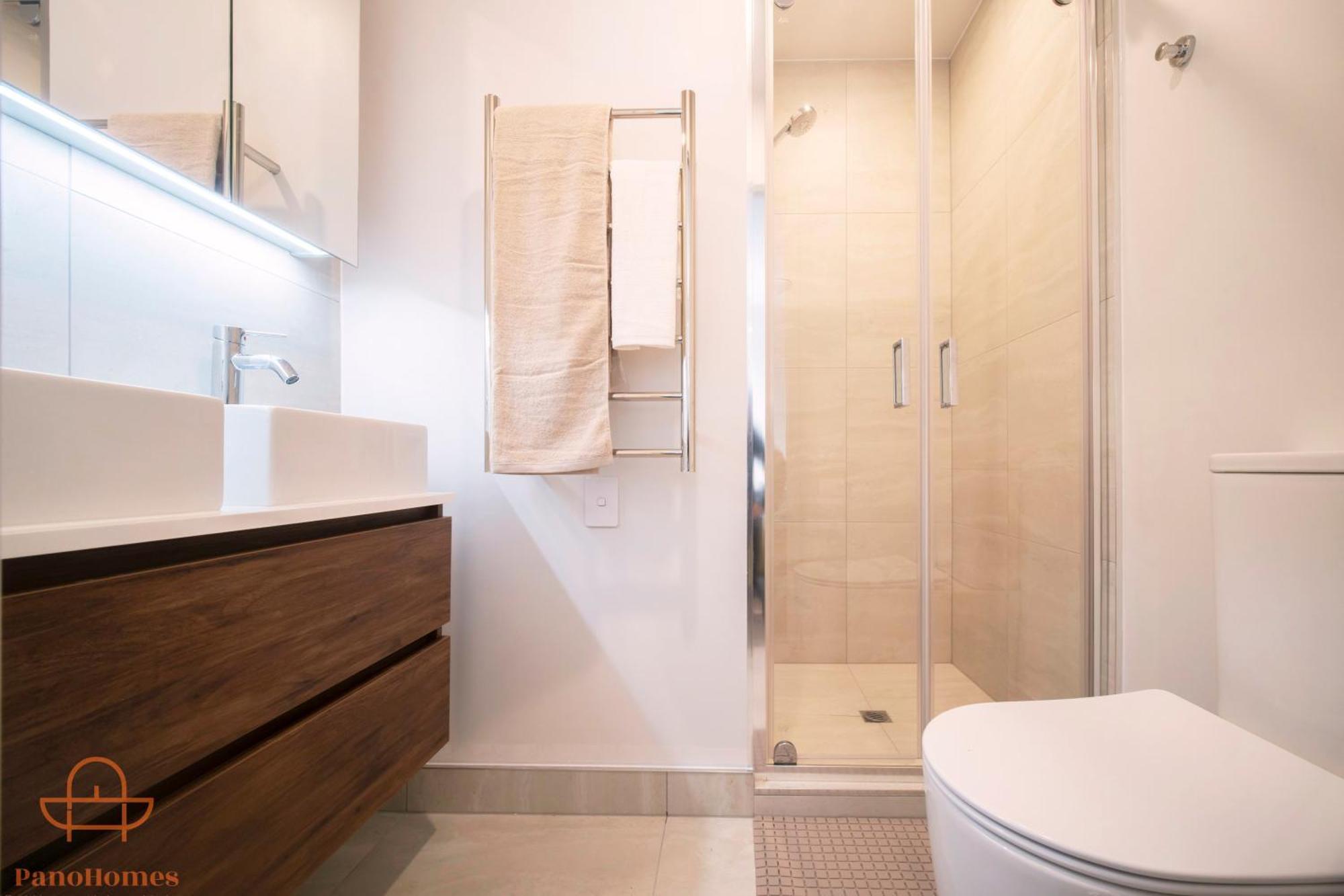 Modern Townhouse Close To City With Full Kitchen - Ellerslie オークランド エクステリア 写真